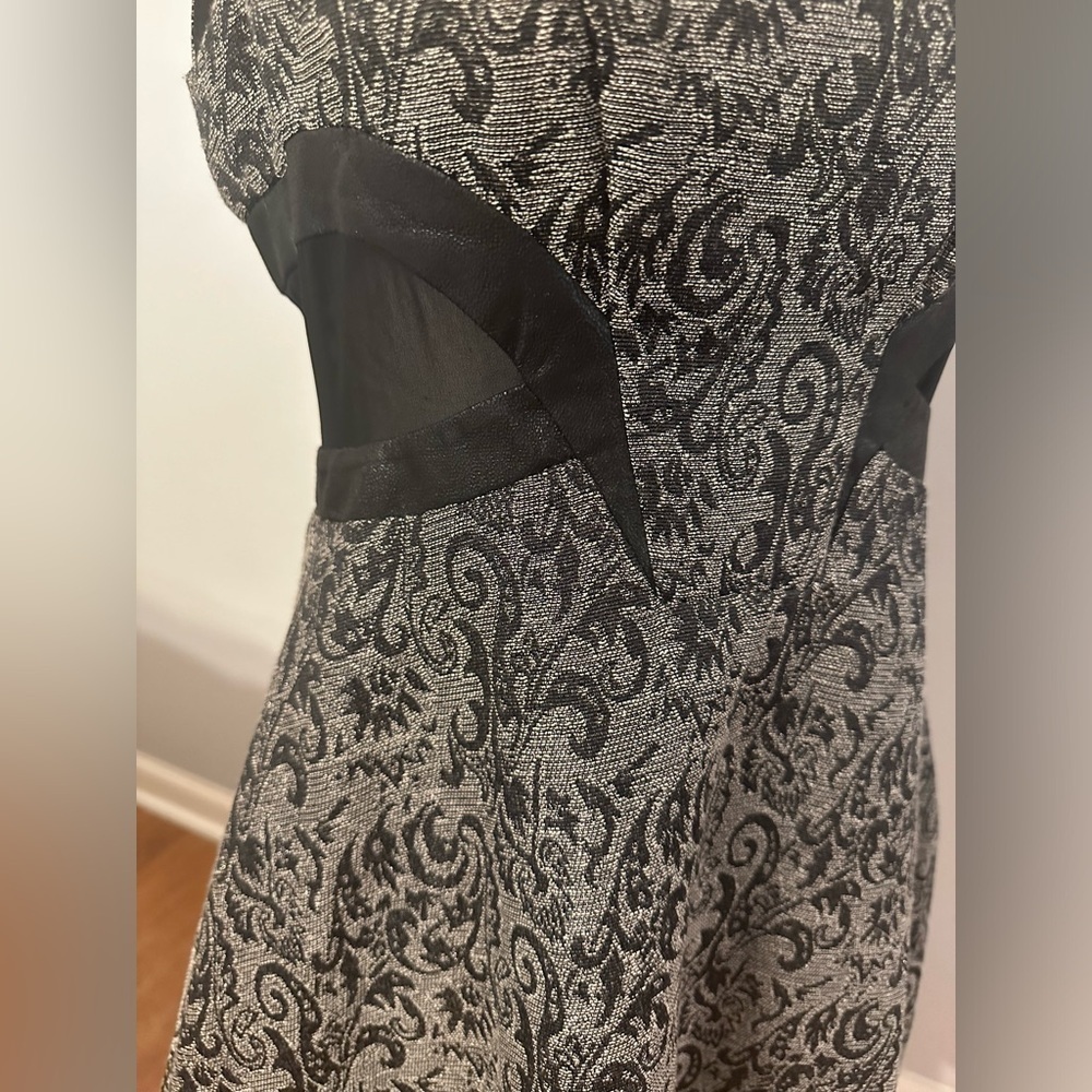 BCBGENERATION BLACK SHIMMER MESH DETAIL MINI DRESS - Size 2 SKU:219 - Picture 2 of 7